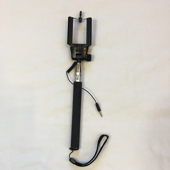ibiZ Telescoping Selfie Stick - Picture 2 of 4